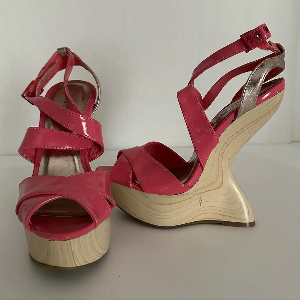 Rouge Patent Crisscross Wedge Platform Sandals Y2K Size 7.5